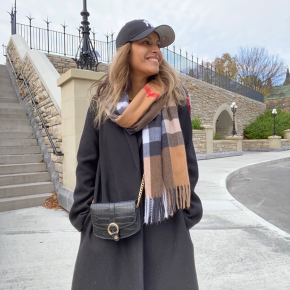 Little black purse - Picture 1 of 6